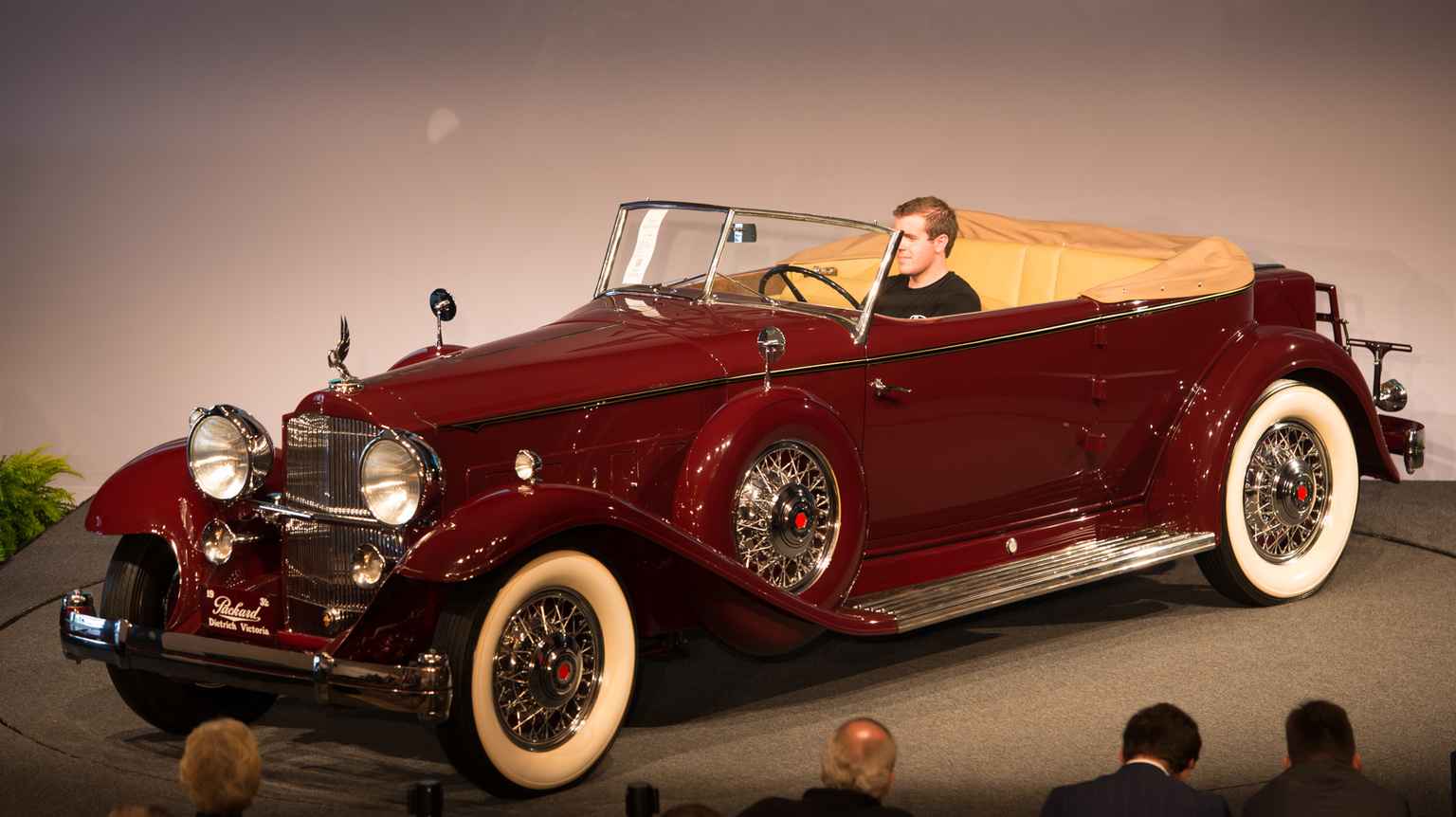 1932 Packard Individual Custom Eight 904 Gallery