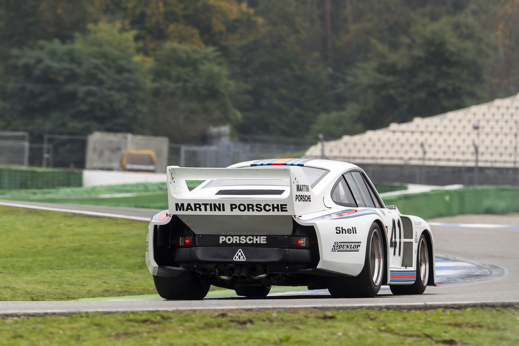 1977 Porsche 935/77 Gallery