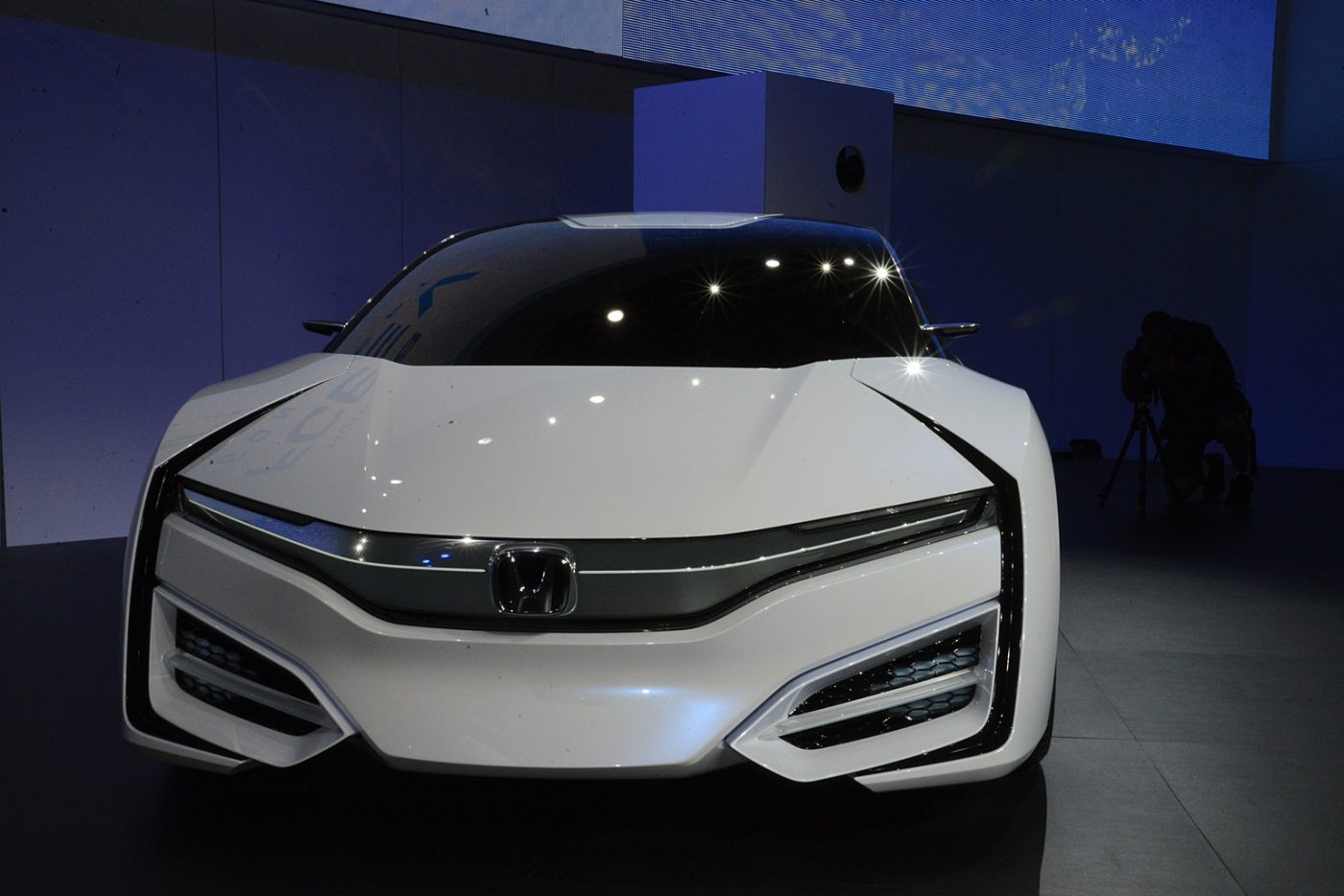2013 Honda FCEV Concept Gallery