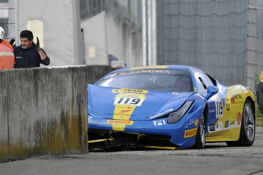 2010 Ferrari 458 Challenge Gallery