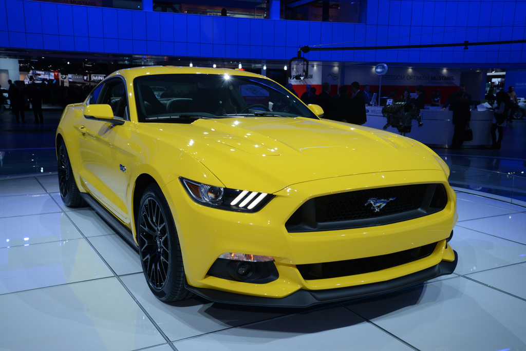 2015 Ford Mustang GT Gallery