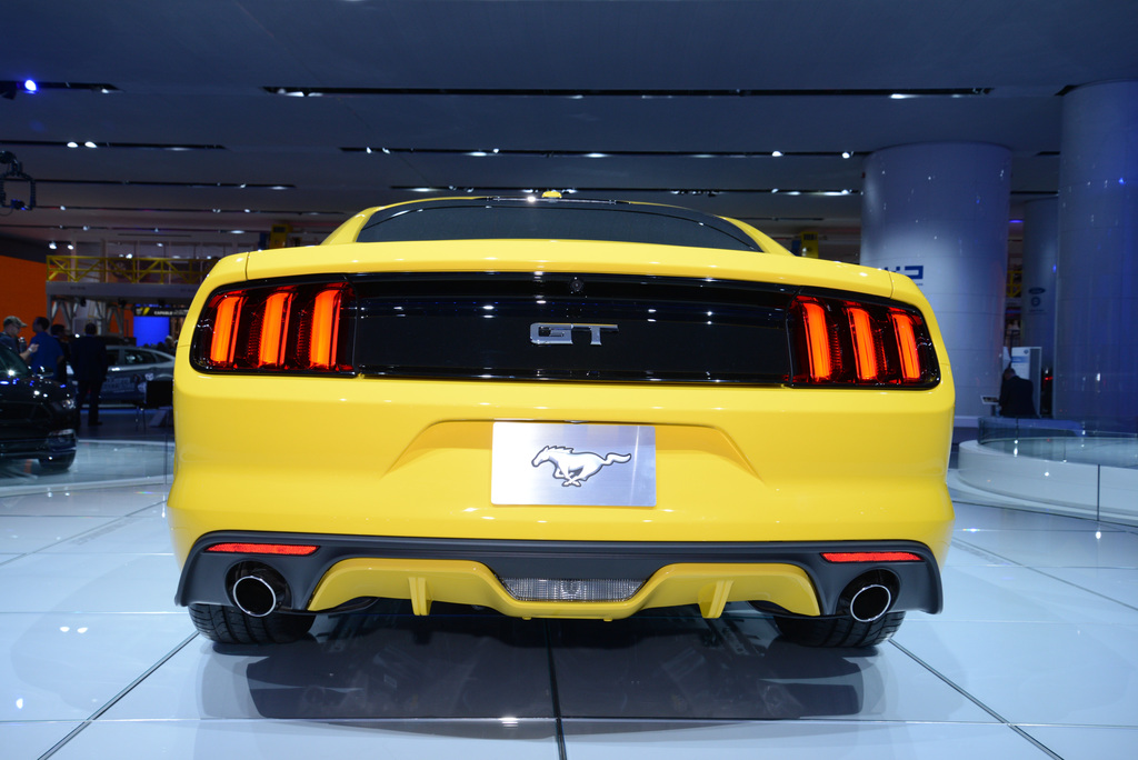 2015 Ford Mustang GT Gallery