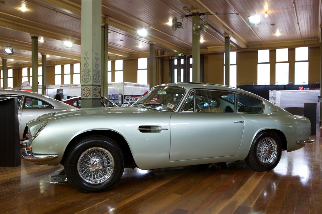 1966 Aston Martin DB6 Gallery