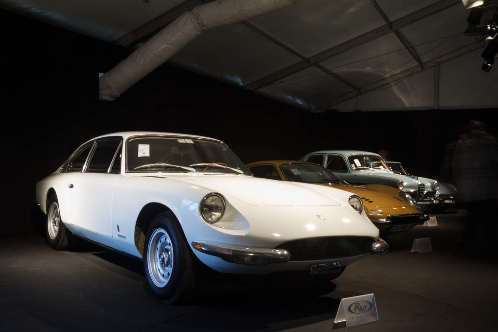 1967 Ferrari 365 GT 2+2 Gallery