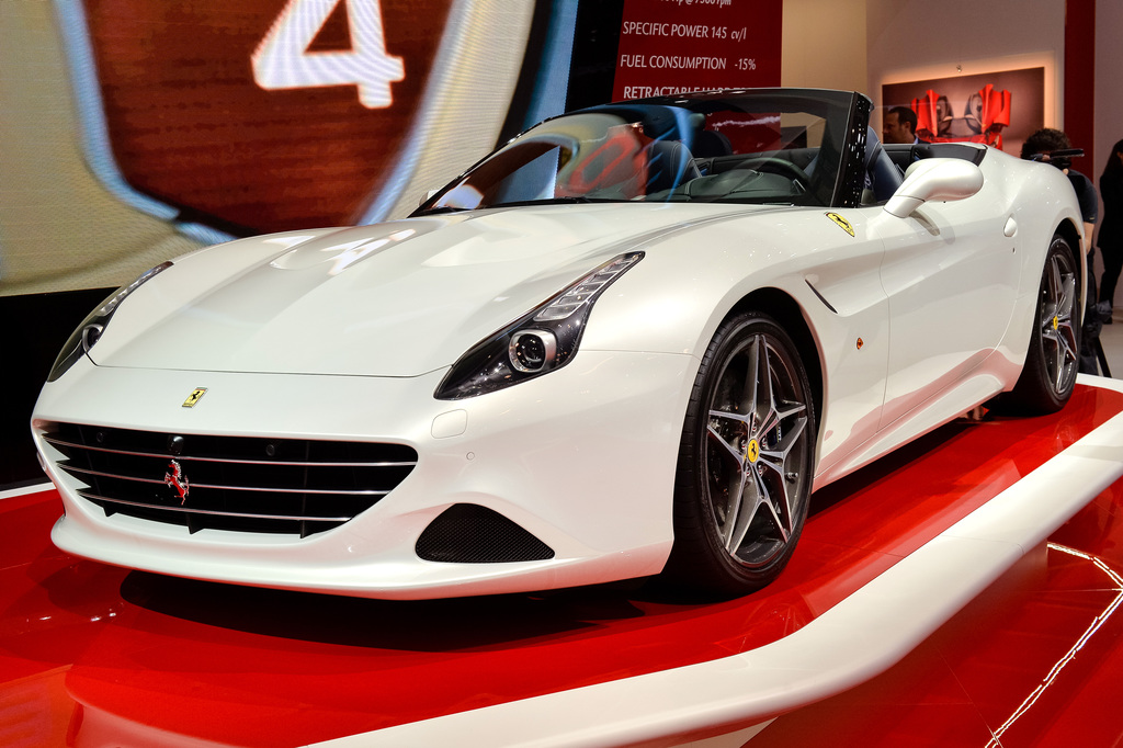 2014 Ferrari California T Gallery