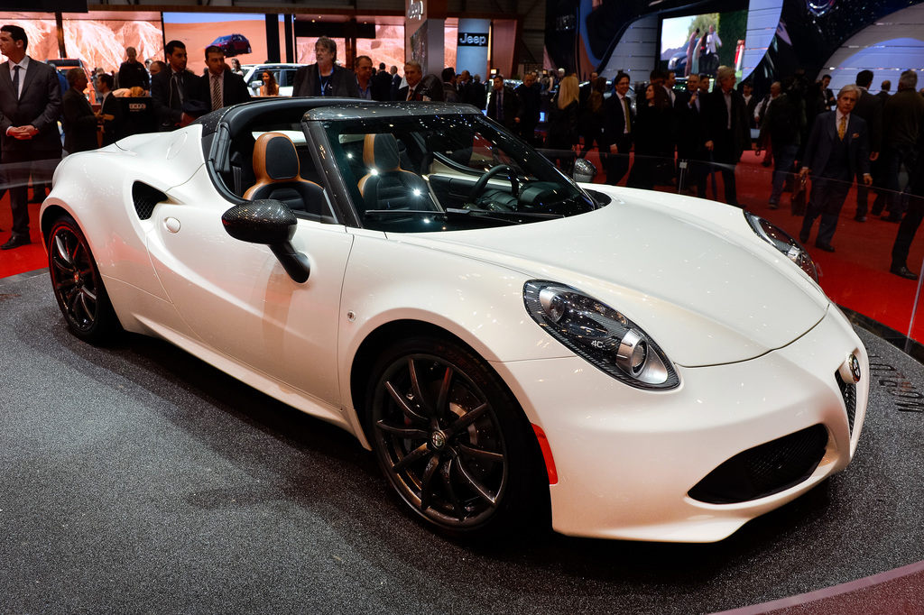 2013 Alfa Romeo 4C Gallery