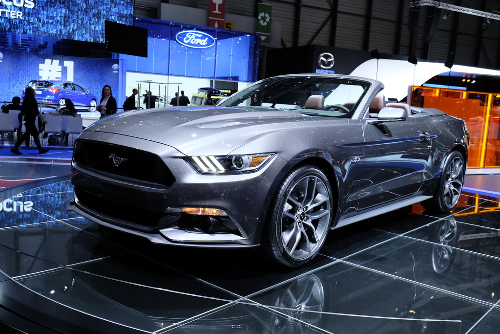 2015 Ford Mustang GT Gallery
