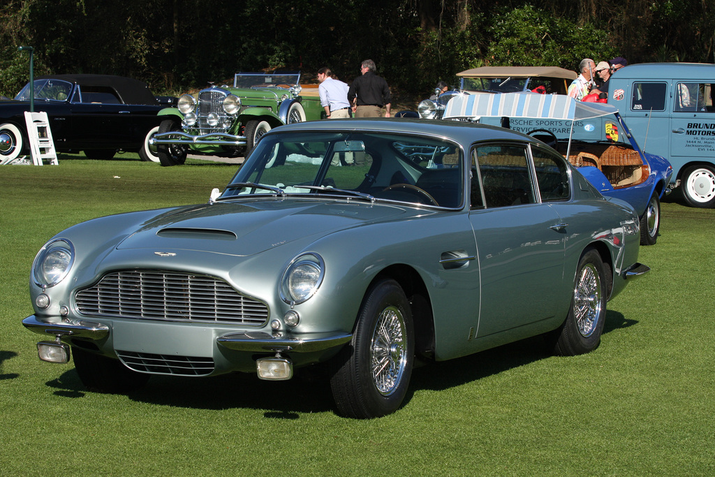 1966 Aston Martin DB6 Gallery