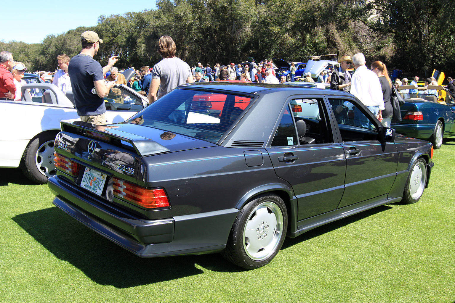 1986→1987 Mercedes-Benz 190 E 2.3-16 USA