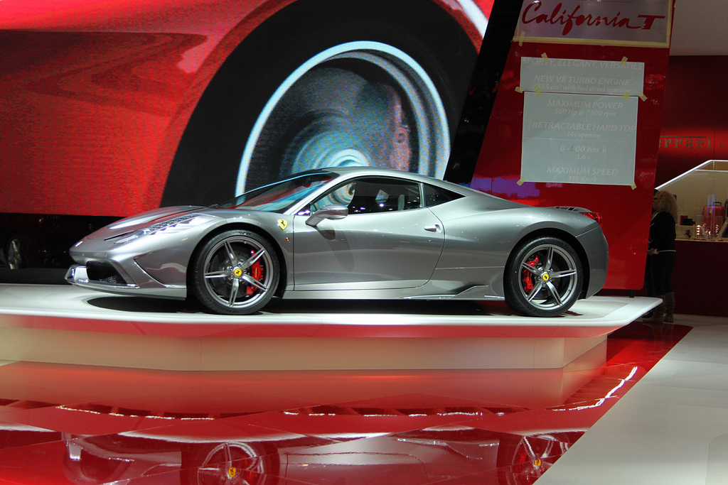 2014 Ferrari 458 Speciale Gallery