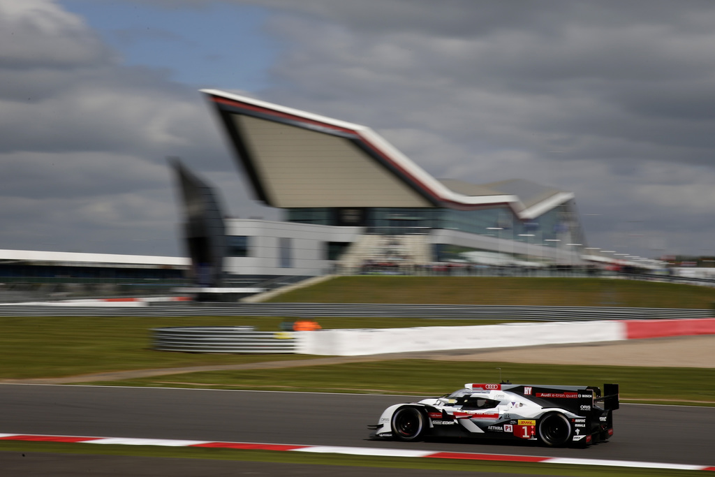 2014 Audi R18 e-tron quattro Gallery