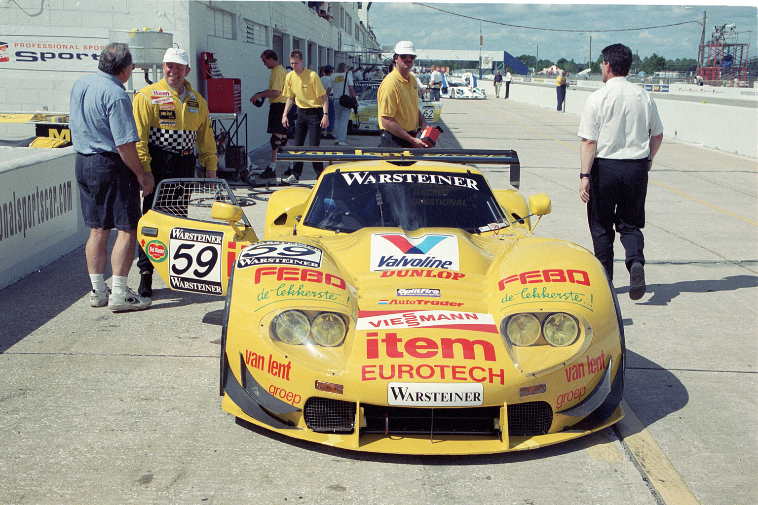 1995 Marcos LM600