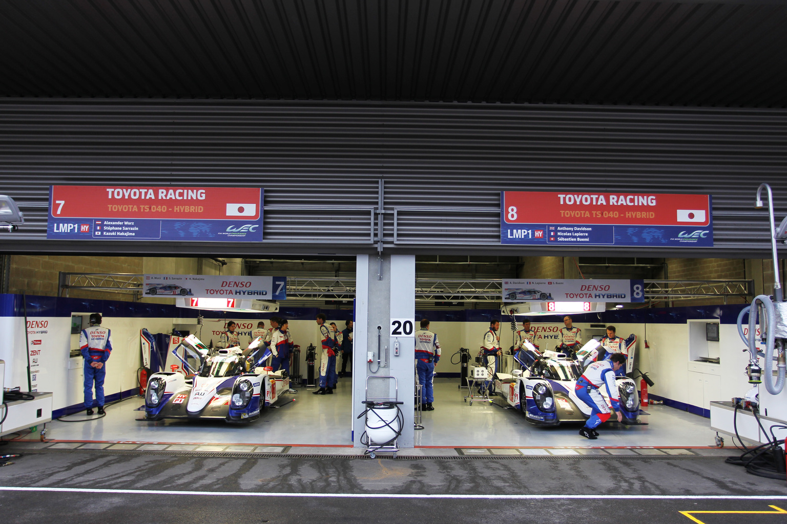 2014 Toyota TS040 Hybrid Gallery