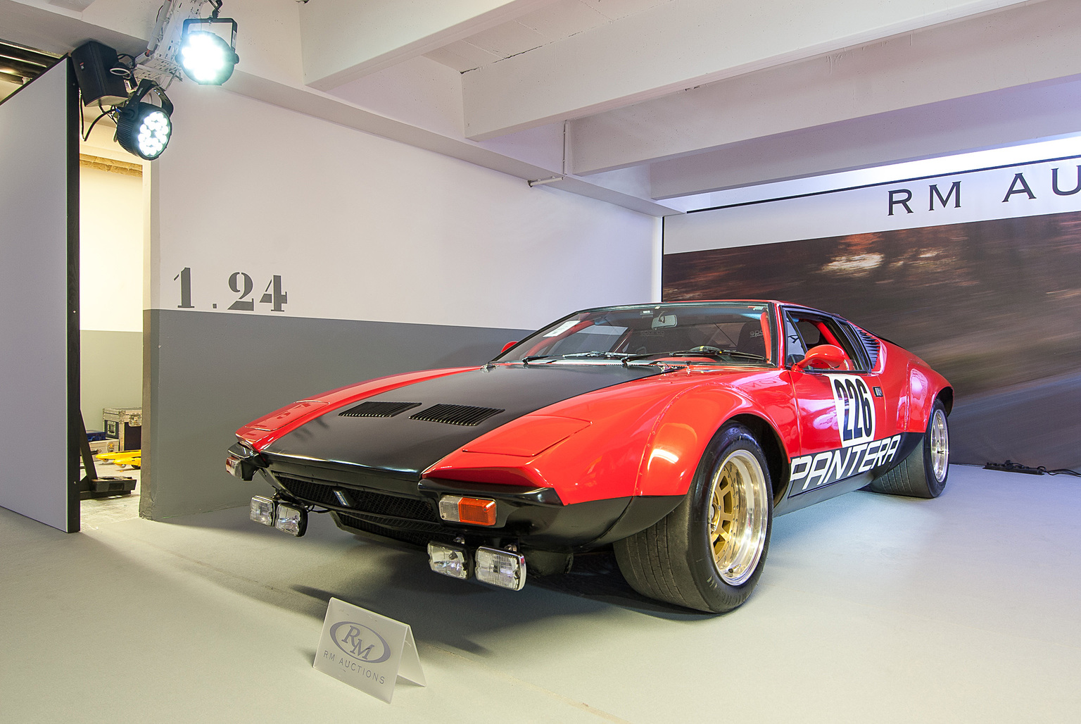 De Tomaso Pantera