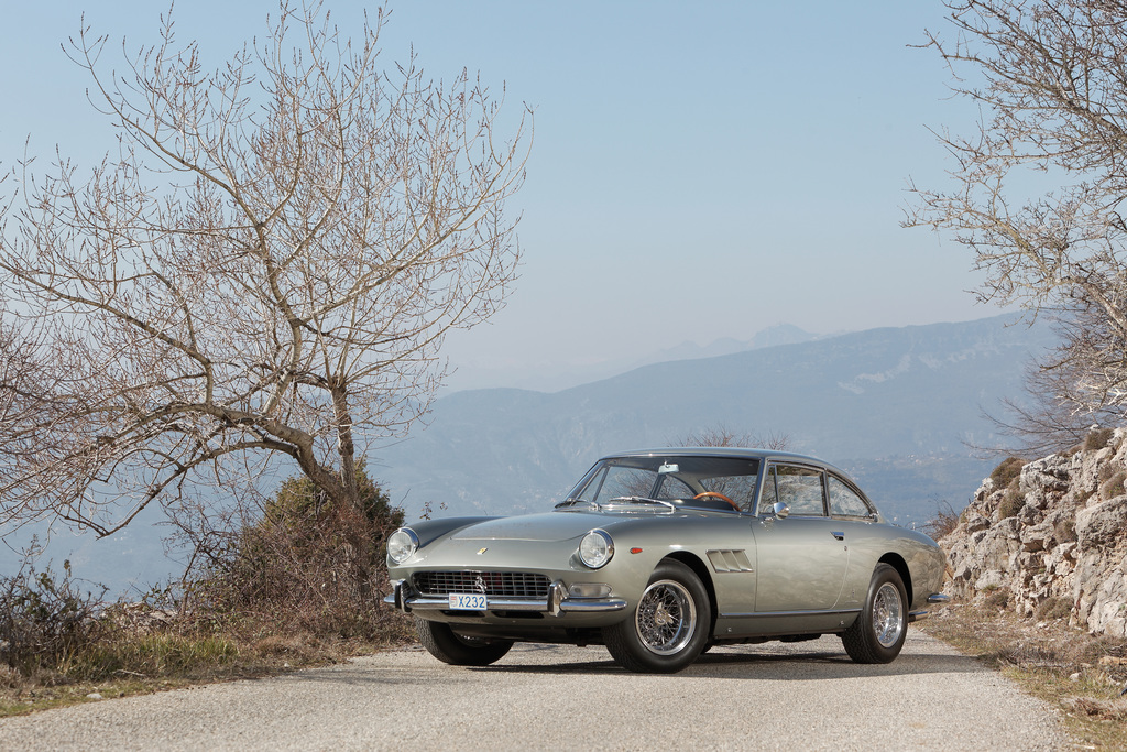 1966 Ferrari 330 GT 2+2 Series II Gallery