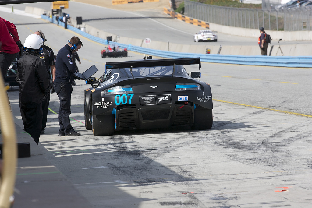 2012 Aston Martin V12 Vantage GT3 Gallery