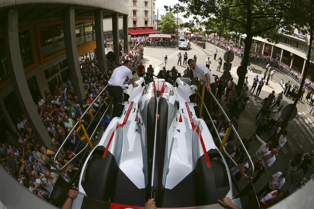 2014 Audi R18 e-tron quattro Gallery