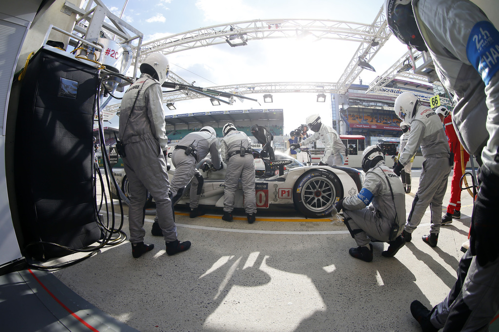 2014 Porsche 919 Hybrid Gallery