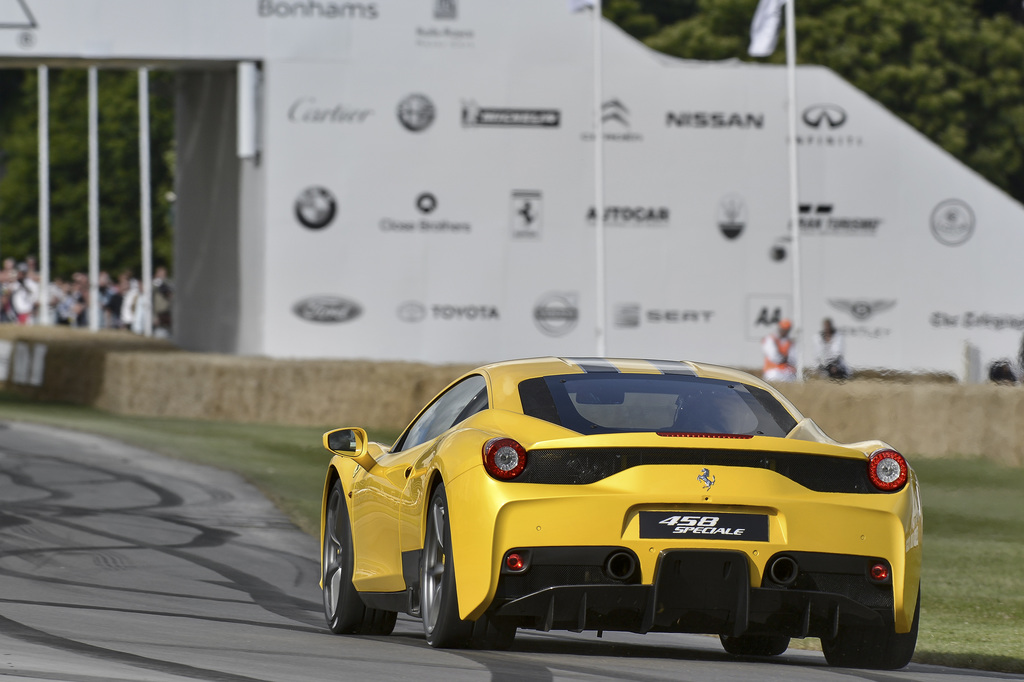 2014 Ferrari 458 Speciale Gallery