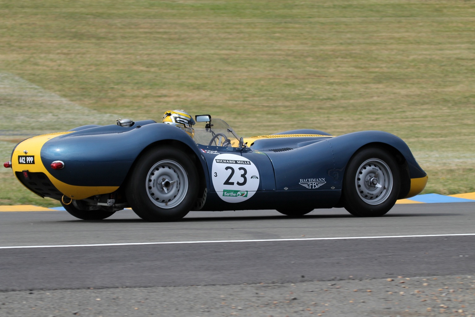 1959 Lister Knobbly Gallery