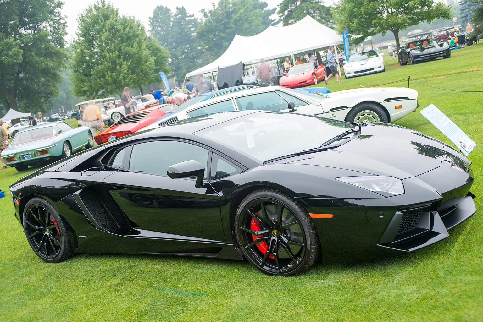 2012 Lamborghini Aventador LP 700-4 Gallery