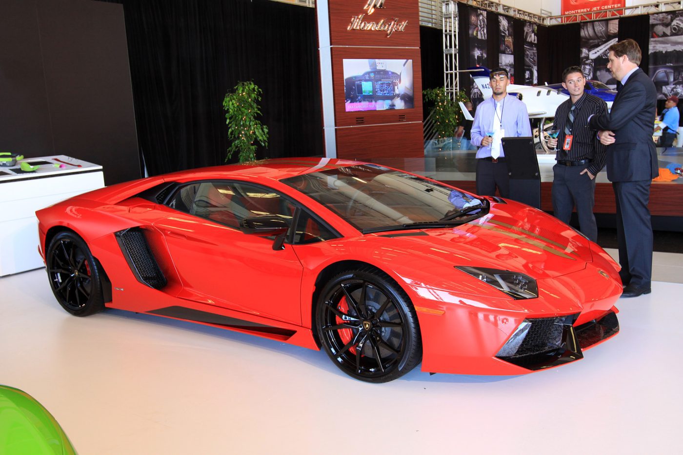 2012 Lamborghini Aventador LP 700-4 Gallery