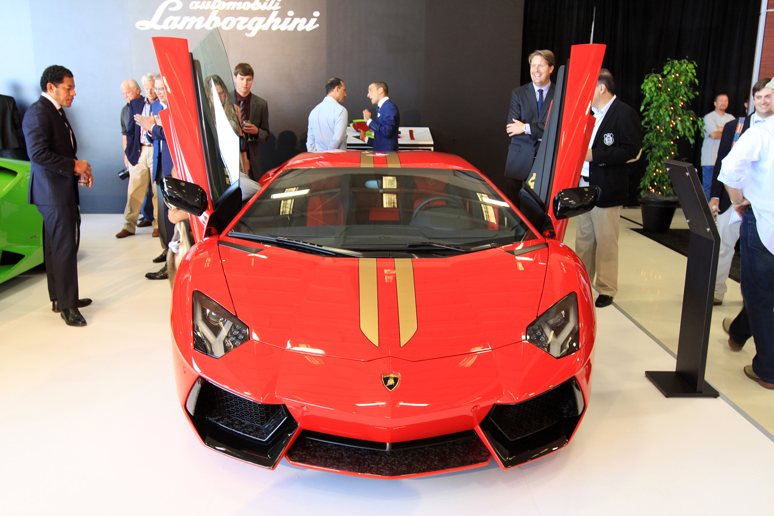 2012 Lamborghini Aventador LP 700-4 Gallery