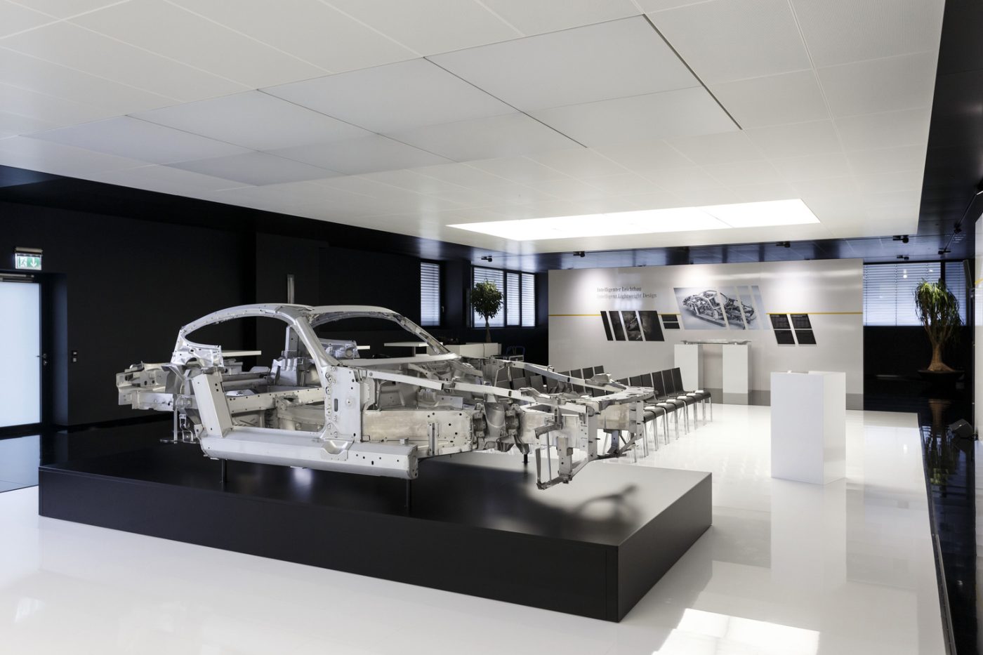 2015 Mercedes-AMG GT Gallery