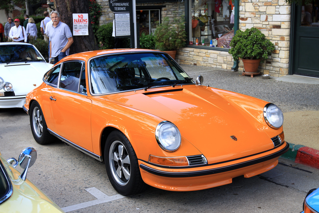 1970 Porsche 911 T 2.2 Coupé Gallery