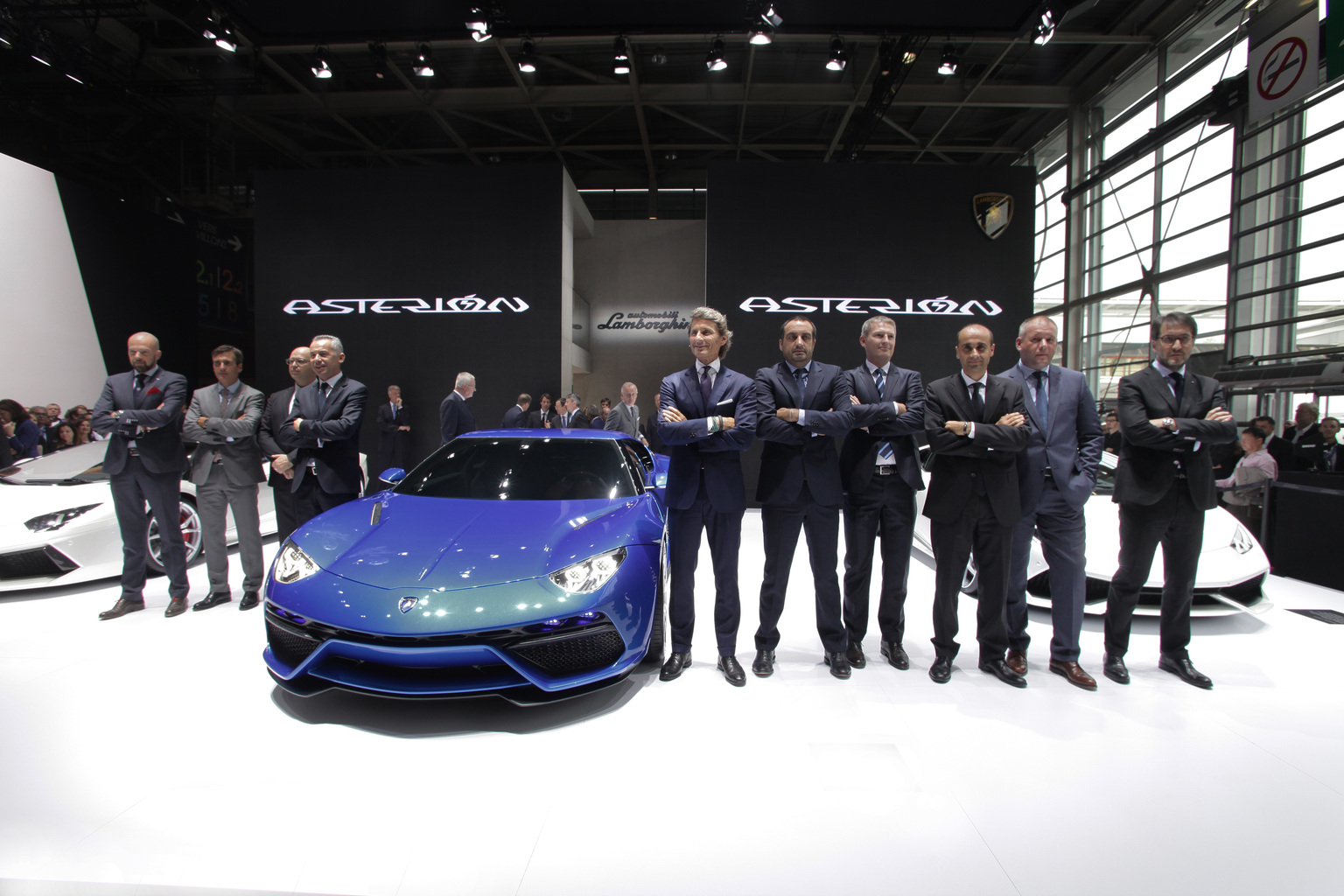 2014 Lamborghini Asterion LPI 910-4 Gallery
