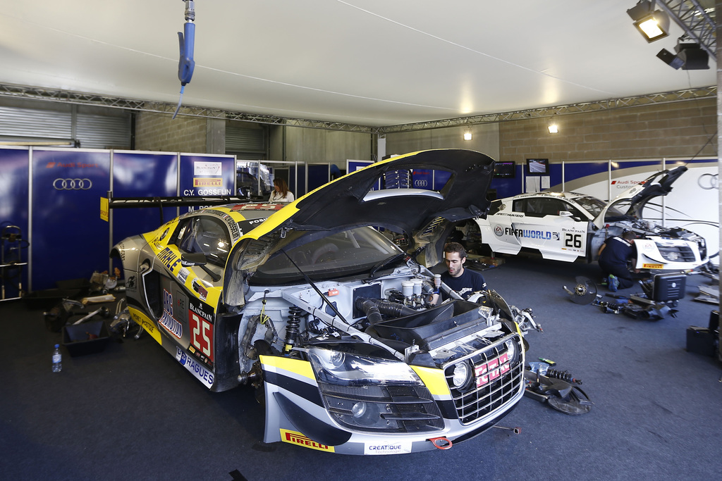 2012 Audi R8 LMS ultra Gallery