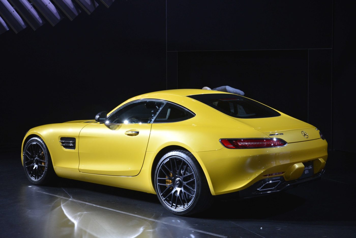 2015 Mercedes-AMG GT Gallery