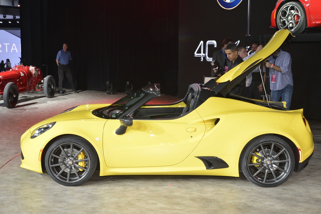 2015 Alfa Romeo 4C Spider Gallery