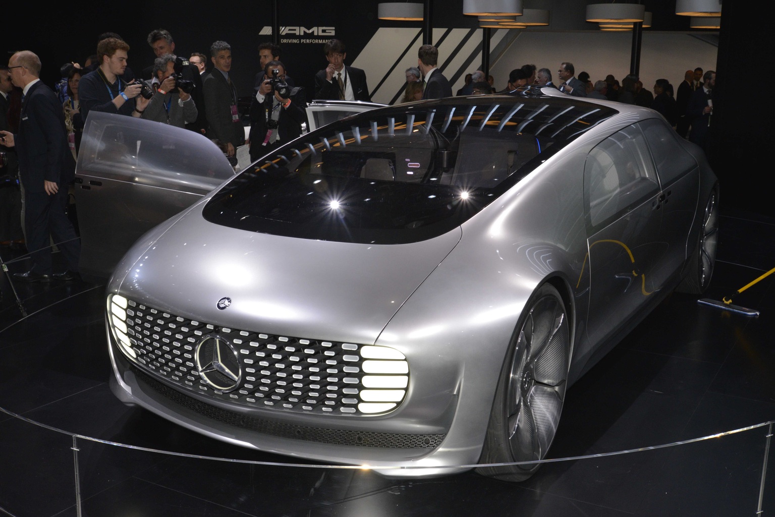 2015 Mercedes-Benz F 015 Luxury in Motion