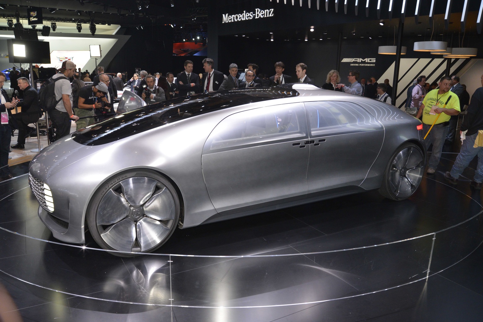 2015 Mercedes-Benz F 015 Luxury in Motion