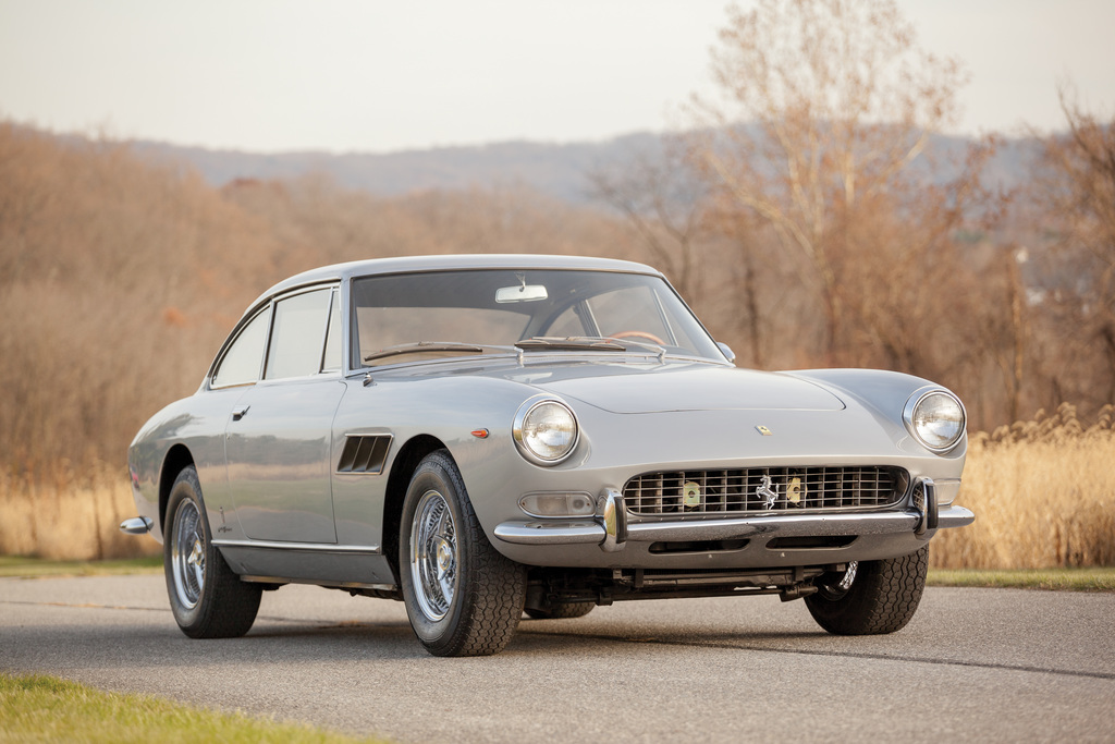 1966 Ferrari 330 GT 2+2 Series II Gallery