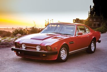 1977 Aston Martin V8 Vantage Gallery