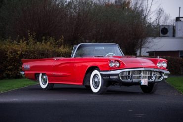 1958 Ford Thunderbird