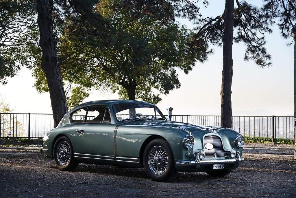 1953 Aston Martin DB2/4 Gallery