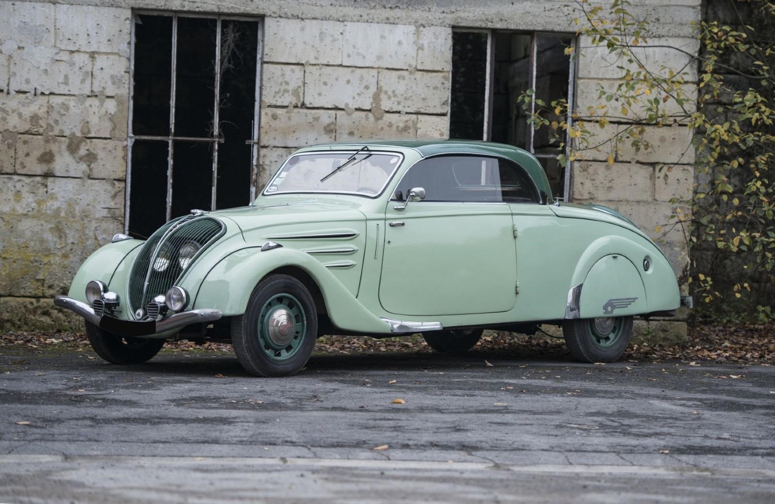 1936 Peugeot 402 Éclipse Gallery