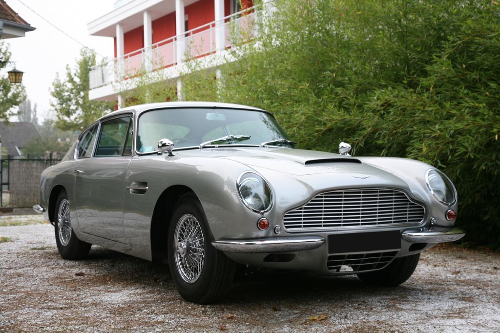 1966 Aston Martin DB6 Gallery