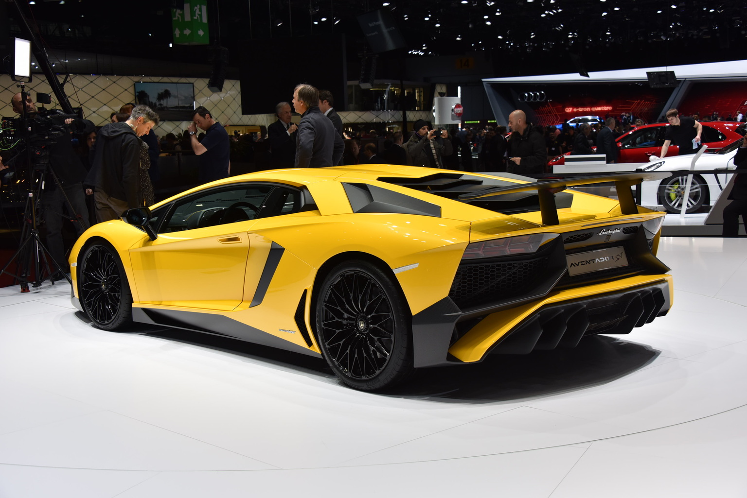 2015 Lamborghini Aventador LP 750-4 Superveloce Gallery