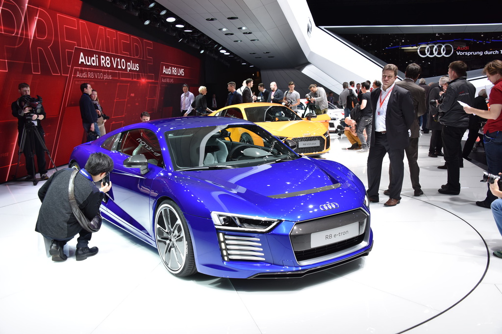 2015 Audi R8 e-tron quattro