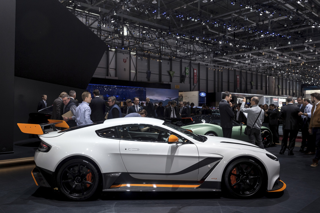 2015 Aston Martin Vantage GT3 special edition Gallery