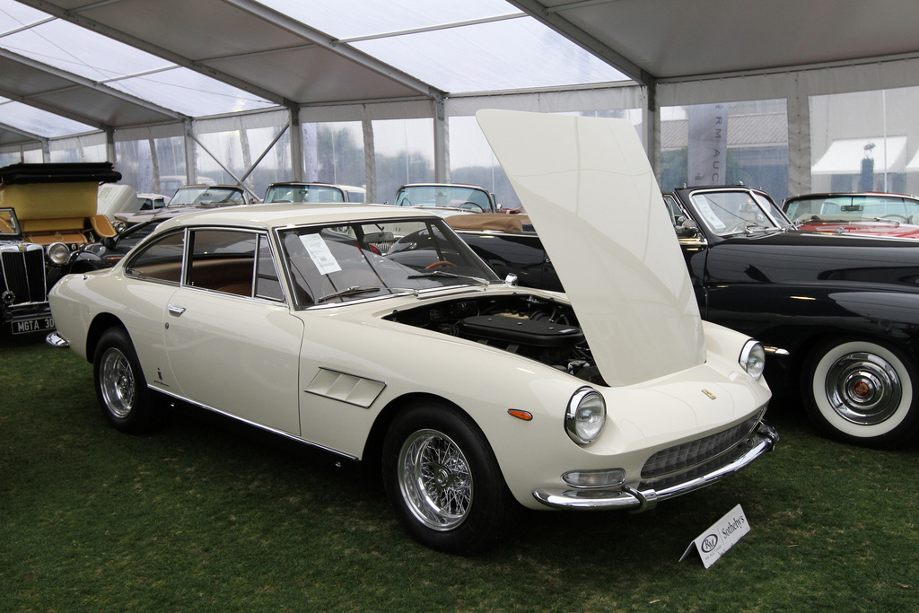 1966 Ferrari 330 GT 2+2 Series II Gallery