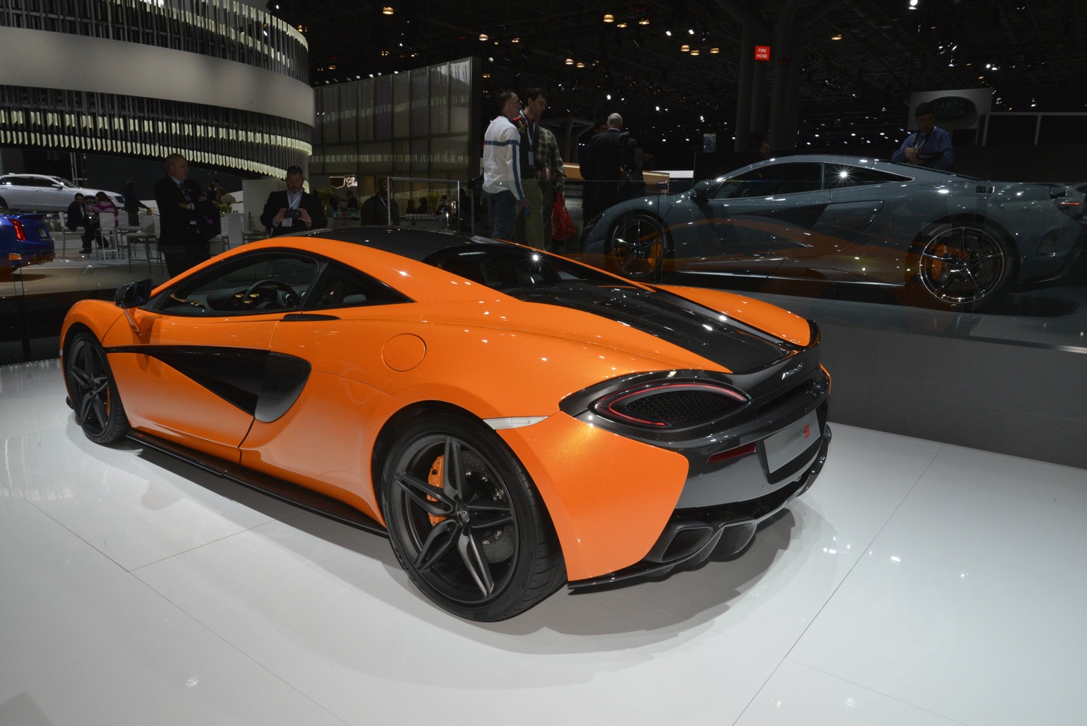 2015 McLaren 570S Coupé Gallery