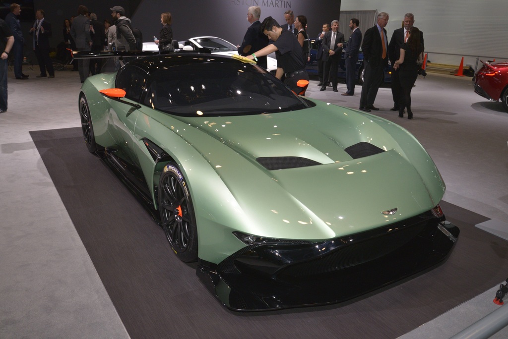 2015 Aston Martin Vulcan Gallery