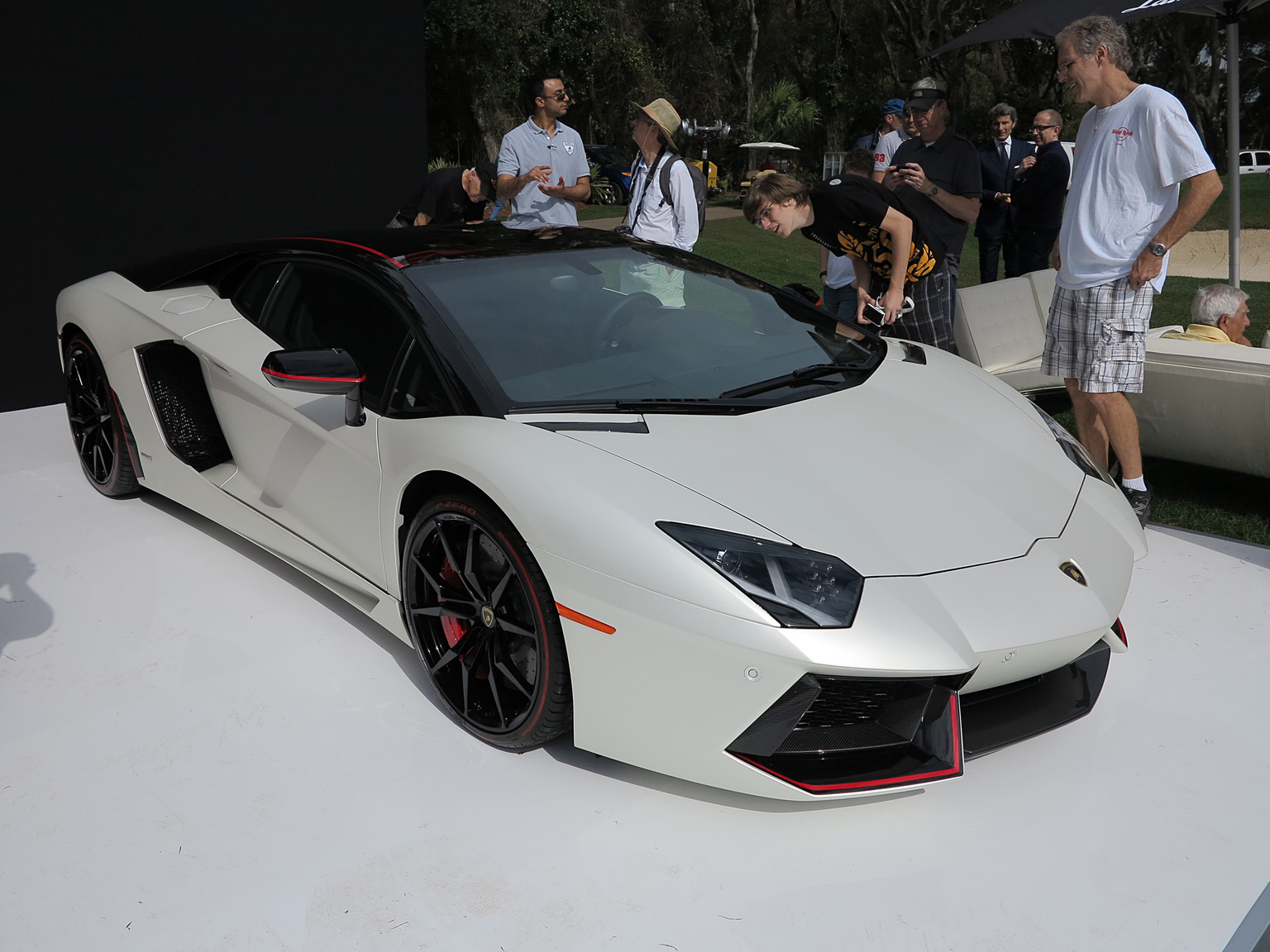 2012 Lamborghini Aventador LP 700-4 Gallery