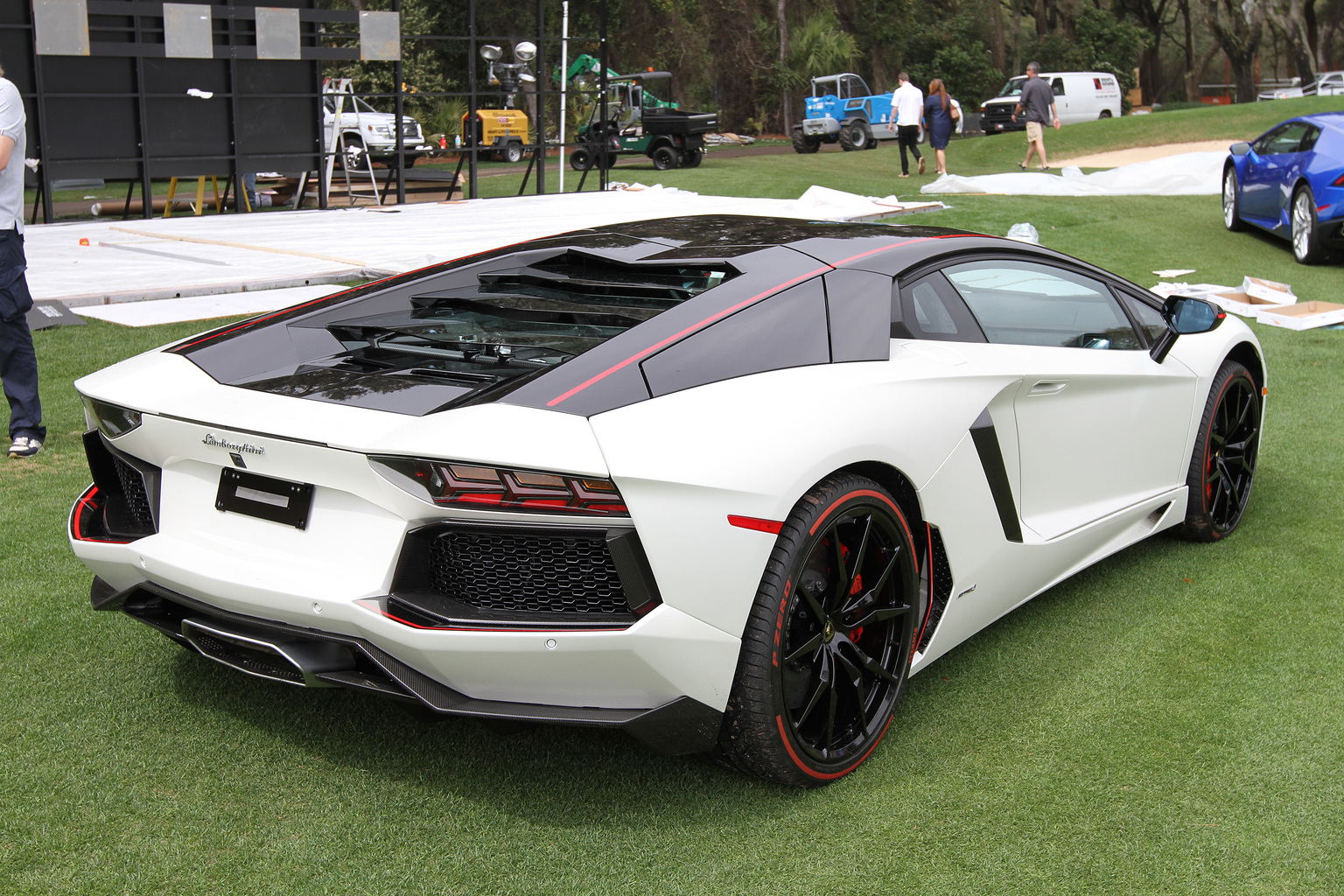 2012 Lamborghini Aventador LP 700-4 Gallery