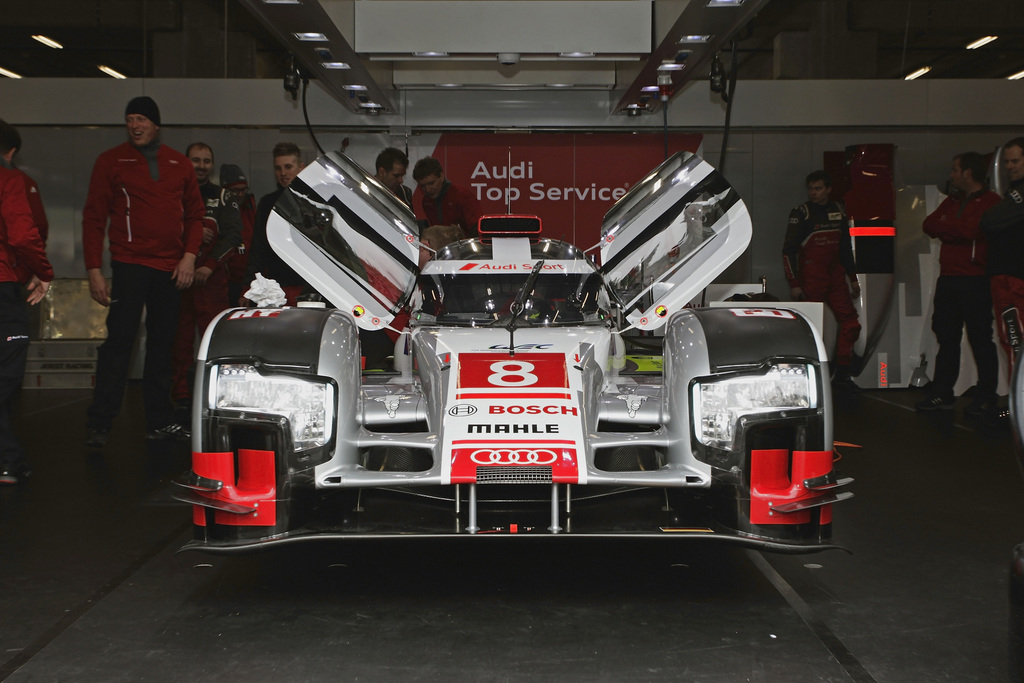 2015 Audi R18 e-tron quattro Gallery